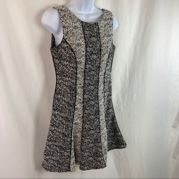 𝅺H&M Dress - Picture 7 of 7